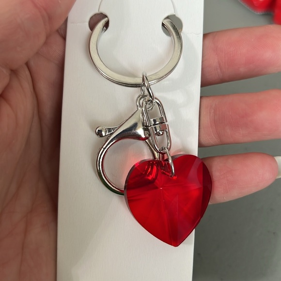 Heart Keychain & Stretchy Beaded Bracelet NWT - Picture 3 of 3